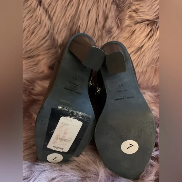 Saint Laurent Black Leather Ankle Boots Size 7 - Picture 4 of 4